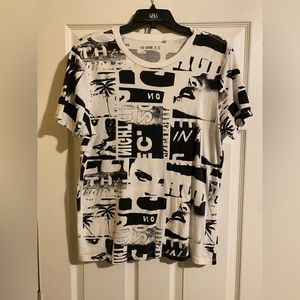 Guess T-shirt